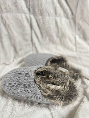P.J. Salvage Gray Cable Knit Faux Fur Lined Slippers